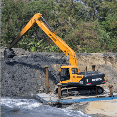 Hyundai R210 SMART Plus crawler excavator