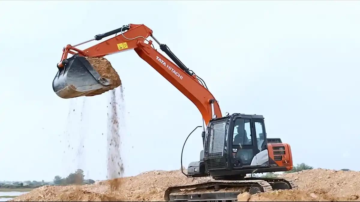 Zaxis 140 excavator